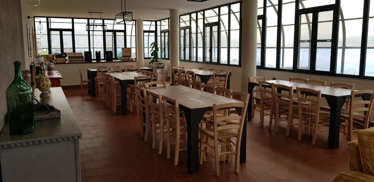 Lisandro Wine Resort Apartments Caserta Castel Campagnano ภายนอก รูปภาพ