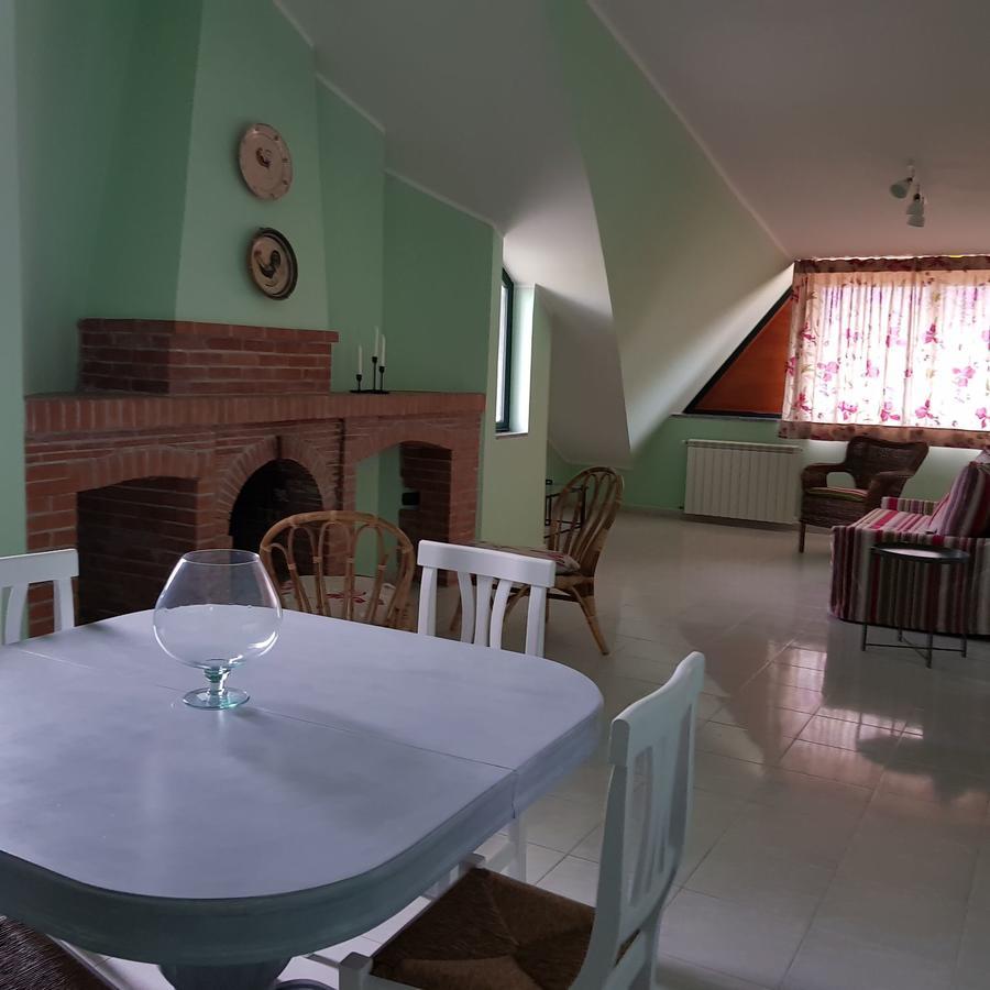 Lisandro Wine Resort Apartments Caserta Castel Campagnano ภายนอก รูปภาพ